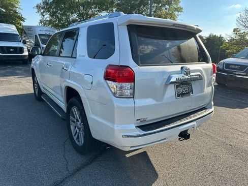 Used 2011 Toyota 4Runner Limited AWD/4WD image 5