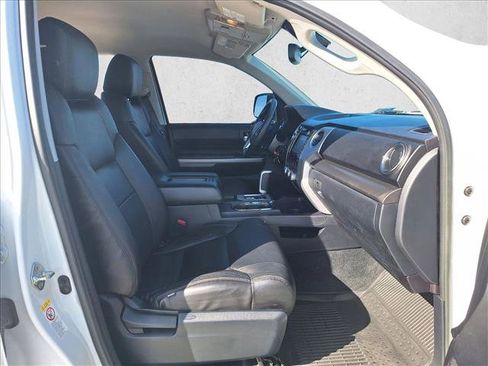 Used 2018 Toyota Tundra SR5 w/ SR5 Upgrade Package image 18