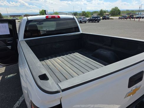 Used 2017 Chevrolet Silverado 2500 LT AWD/4WD image 12