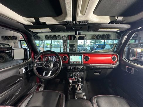 Used 2022 Jeep Wrangler Unlimited Rubicon image 22