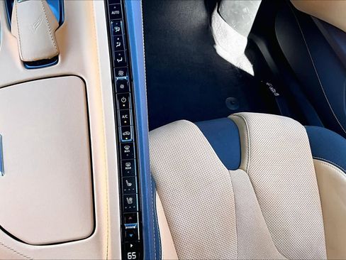 Used 2023 Chevrolet Corvette Stingray Preferred Cpe w/ Z51 Performance Package image 31