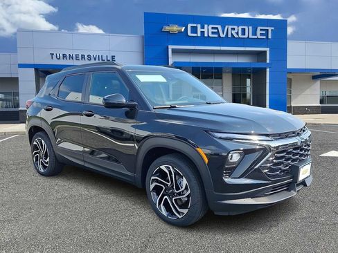 New 2026 Chevrolet TrailBlazer RS w/ Convenience Package AWD/4WD image 2