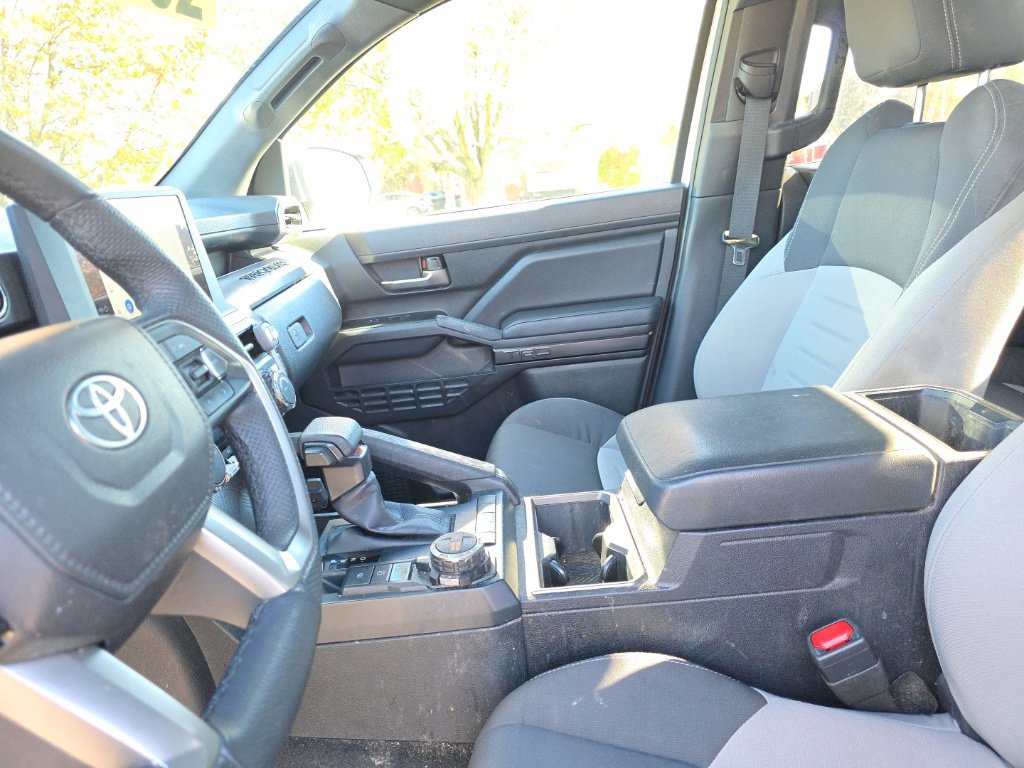 Used 2025 Toyota Tacoma TRD Off-Road AWD/4WD image 22