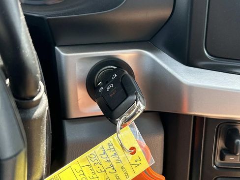 Used 2025 Ford F350 XL w/ XL Chrome Package image 29