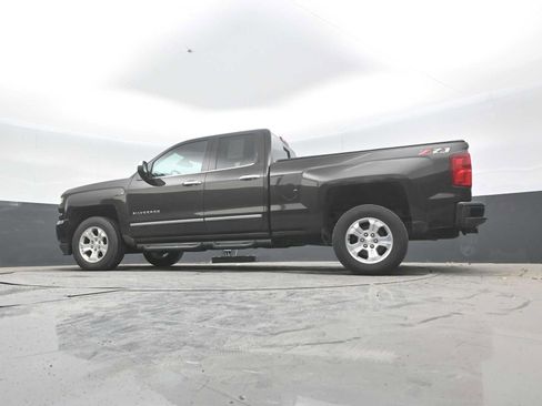 Used 2018 Chevrolet Silverado 1500 LTZ Z71 w/ LTZ Plus Package AWD/4WD image 24