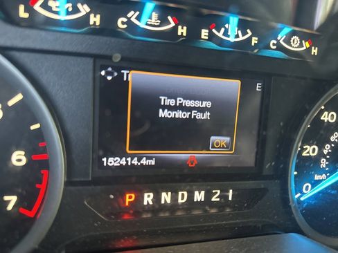 Used 2016 Ford F150 XLT w/ Equipment Group 302A Luxury image 3