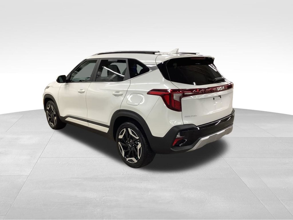 Certified 2026 Kia Seltos SX w/ SX Sunroof Package AWD/4WD image 4