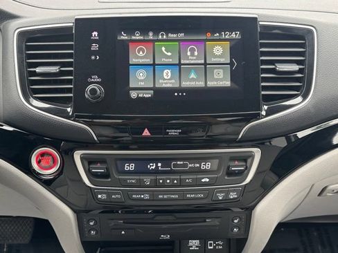 Used 2022 Honda Pilot Elite image 25