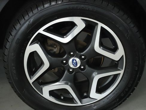 Used 2018 Subaru Crosstrek 2.0i Limited image 10