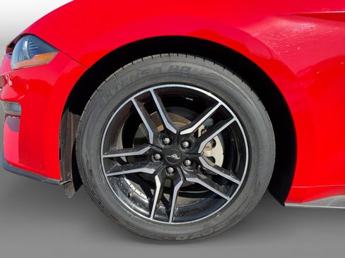 Used 2023 Ford Mustang Premium image 9