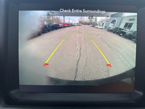 Used 2022 Jeep Wrangler Unlimited Sahara w/ Cold Weather Group image 24