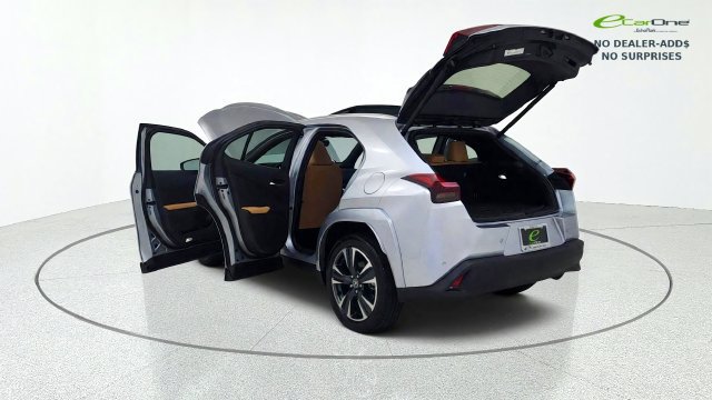 Used 2025 Lexus UX 300h FWD w/ Accessory Package (Z1) image 16