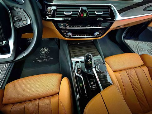 Certified 2023 BMW 530i xDrive 530i xDrive w/ Premium Package image 18