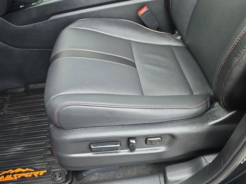 Used 2025 Honda Passport TrailSport image 30