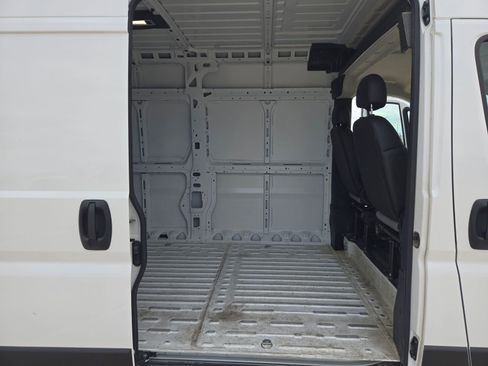 Used 2025 RAM ProMaster 3500 w/ Convenience Group FWD image 22