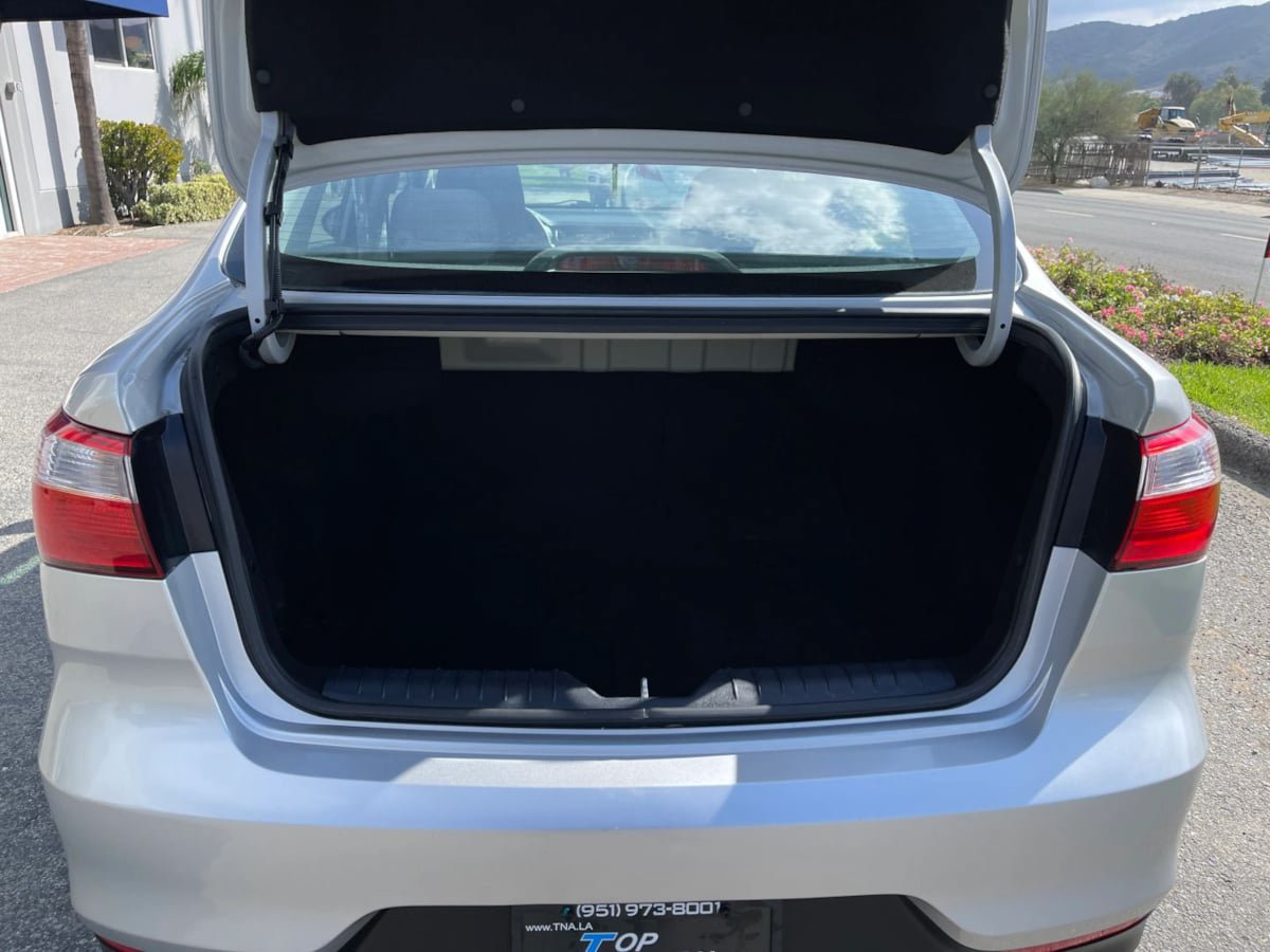 Used 2016 Kia Rio LX w/ Power Package FWD image 9
