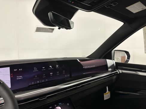 New 2025 Cadillac Escalade Sport w/ Touring Package image 29