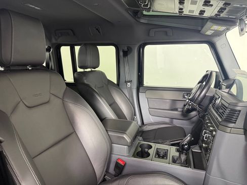 Used 2025 INEOS Grenadier Station Wagon AWD/4WD image 16