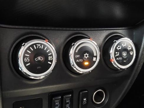Used 2018 Mitsubishi Outlander Sport LE AWD/4WD image 22
