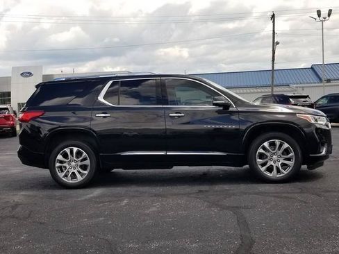 Used 2021 Chevrolet Traverse Premier AWD/4WD image 4