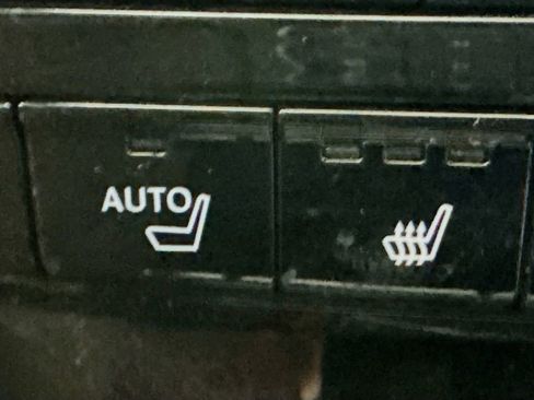 Used 2022 Acura MDX FWD w/ Technology Package image 25