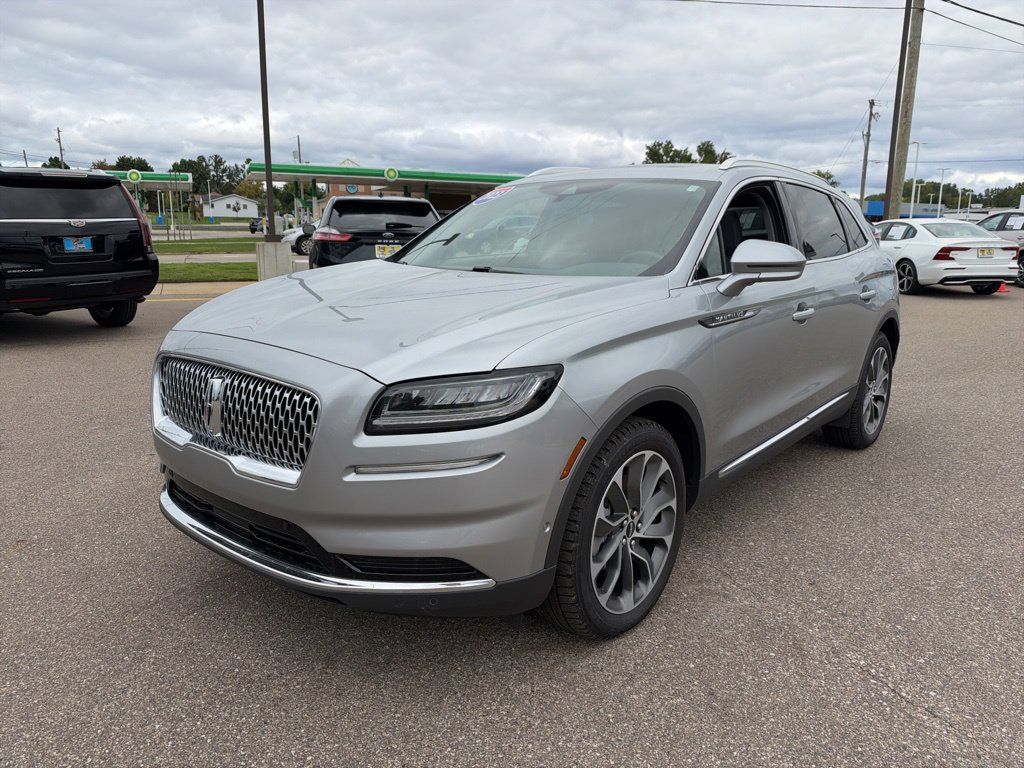 Used 2023 Lincoln Nautilus Reserve w/ Equipment Group 201A AWD/4WD image 1