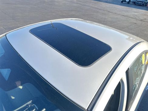 Used 2025 MAZDA MAZDA3 s image 3