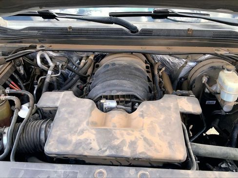Used 2015 Chevrolet Tahoe LT RWD image 34