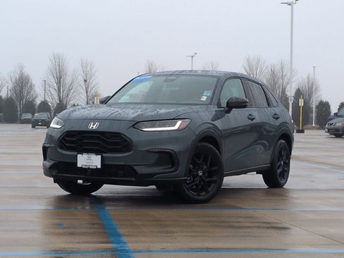 Used 2024 Honda HR-V Sport image 2