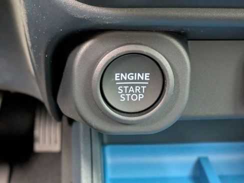 New 2025 Ford Maverick XLT image 28