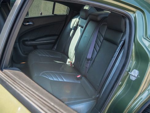 Used 2020 Dodge Charger SRT Hellcat w/ Carbon/Suede Interior Package RWD image 17