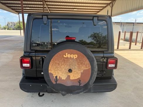 Used 2024 Jeep Wrangler Sport AWD/4WD image 7