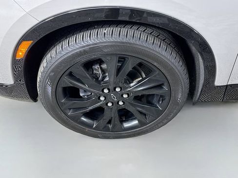 Used 2021 Chevrolet Blazer RS w/ Enhanced Convenience Package image 32