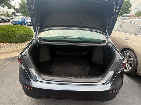 Used 2023 Honda Accord LX image 13