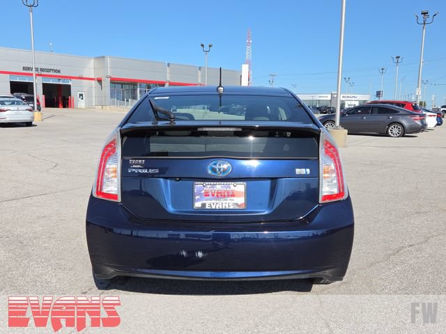 Used 2015 Toyota Prius Three w/ Solar Roof Package FWD image 27