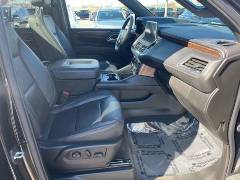 Used 2024 Chevrolet Tahoe High Country image 10