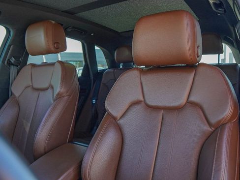 Used 2019 Audi Q5 2.0T Premium Plus w/ Premium Plus Package image 9