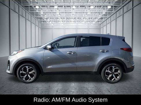 Used 2021 Kia Sportage LX FWD image 3