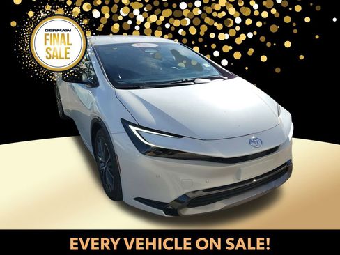 Certified 2024 Toyota Prius XLE image 4