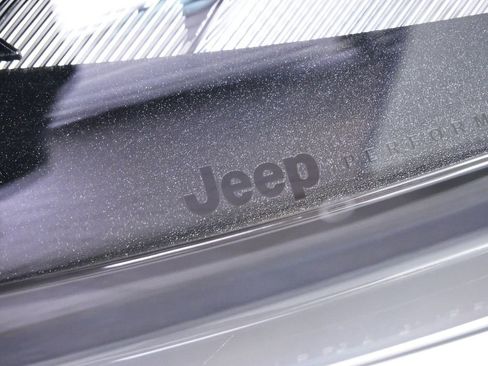 New 2025 Jeep Compass Limited image 20