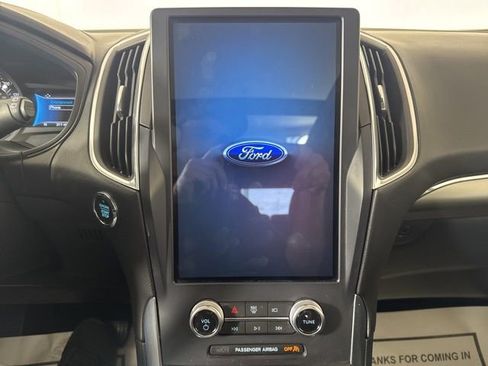 Certified 2023 Ford Edge Titanium AWD/4WD image 11