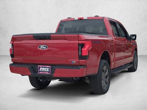 Used 2025 Ford F150 Lightning Flash image 5