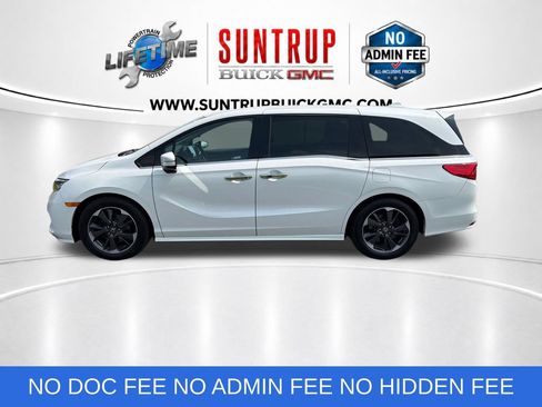 Used 2023 Honda Odyssey Elite image 2