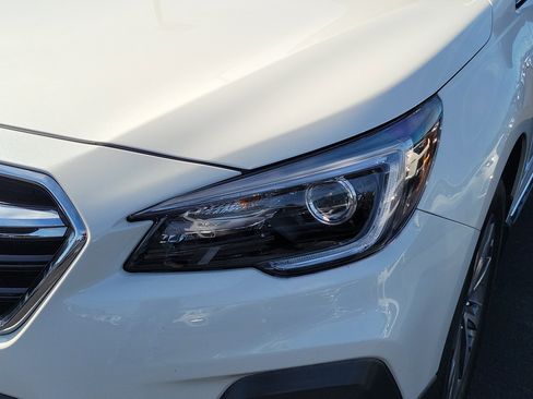 Used 2019 Subaru Outback 3.6R Touring w/ Popular Package #3A image 9