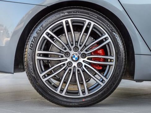 Used 2017 BMW 540i xDrive AWD/4WD image 14