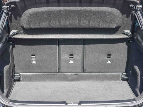 Used 2021 Mercedes-Benz GLA 250 4MATIC image 54