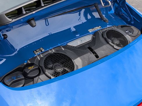 Certified 2025 Porsche 911 Carrera RWD image 26
