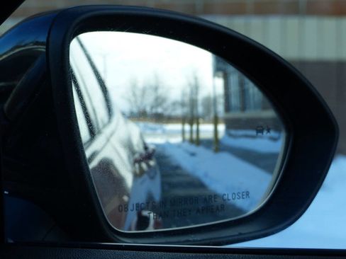 Used 2025 Buick Envision Sport Touring image 47