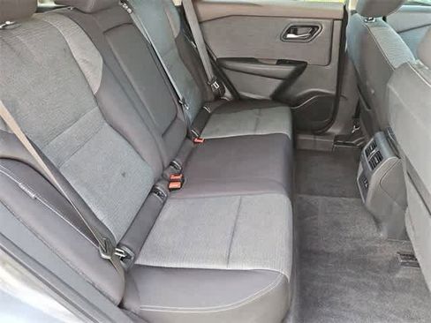 Used 2022 Nissan Rogue SV image 20