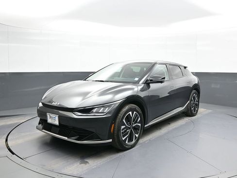 Used 2024 Kia EV6 Wind w/ Wind Technology Package image 1